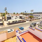 Будинок відпочинку Stunning In With Swimming Pool