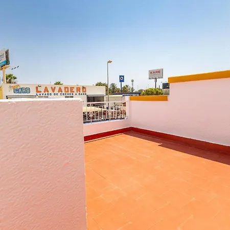 Stunning In With Swimming Pool Nyaraló Torrevieja