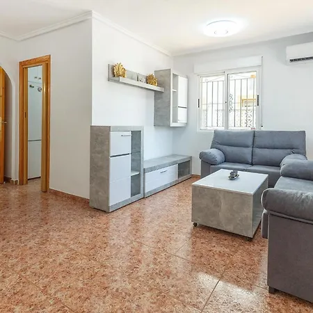 Stunning In With Swimming Pool *
