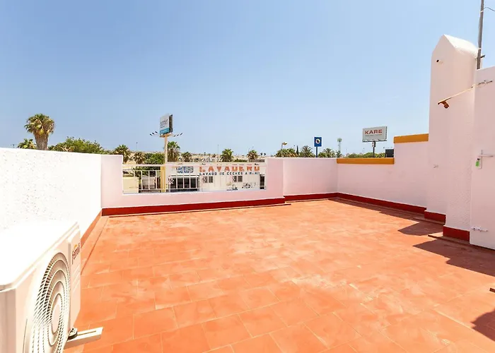 Stunning In With Swimming Pool Tatil Evi Torrevieja